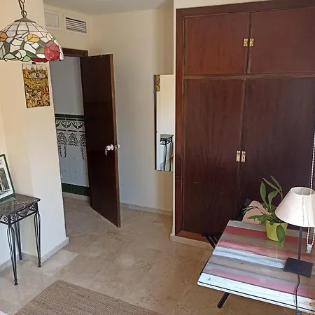 Confortable Habitacion Centrica En Piso Privado Malaga Exterior photo