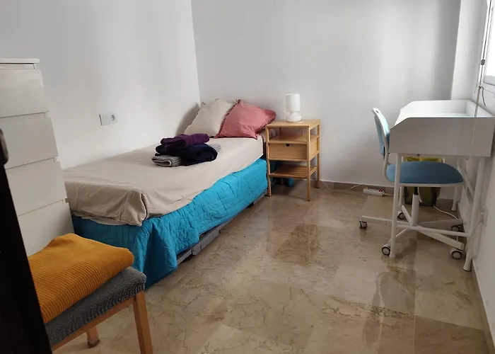 Confortable Habitacion Centrica En Piso Privado