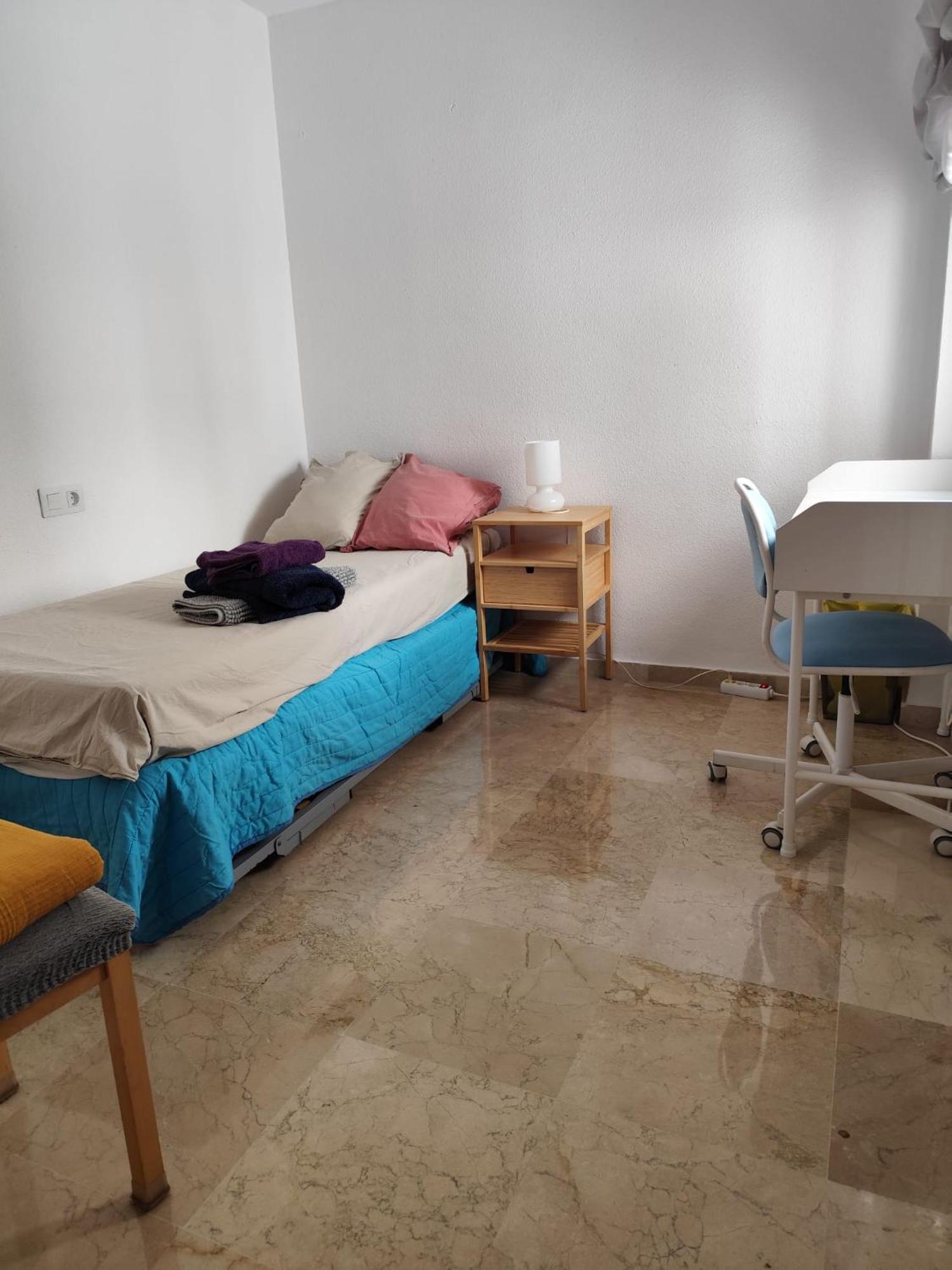 Confortable Habitacion Centrica En Piso Privado