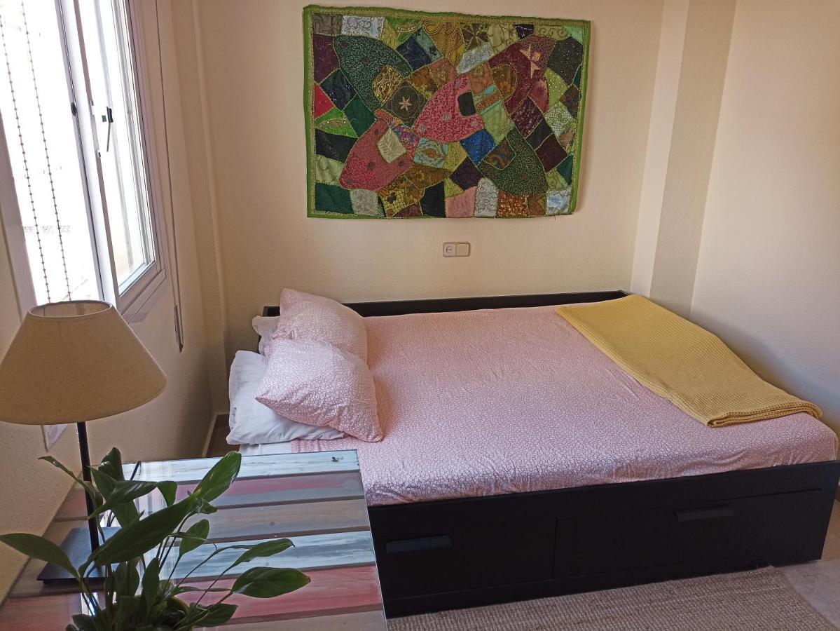 Confortable Habitación Céntrica En Piso Privado Alloggio in famiglia *