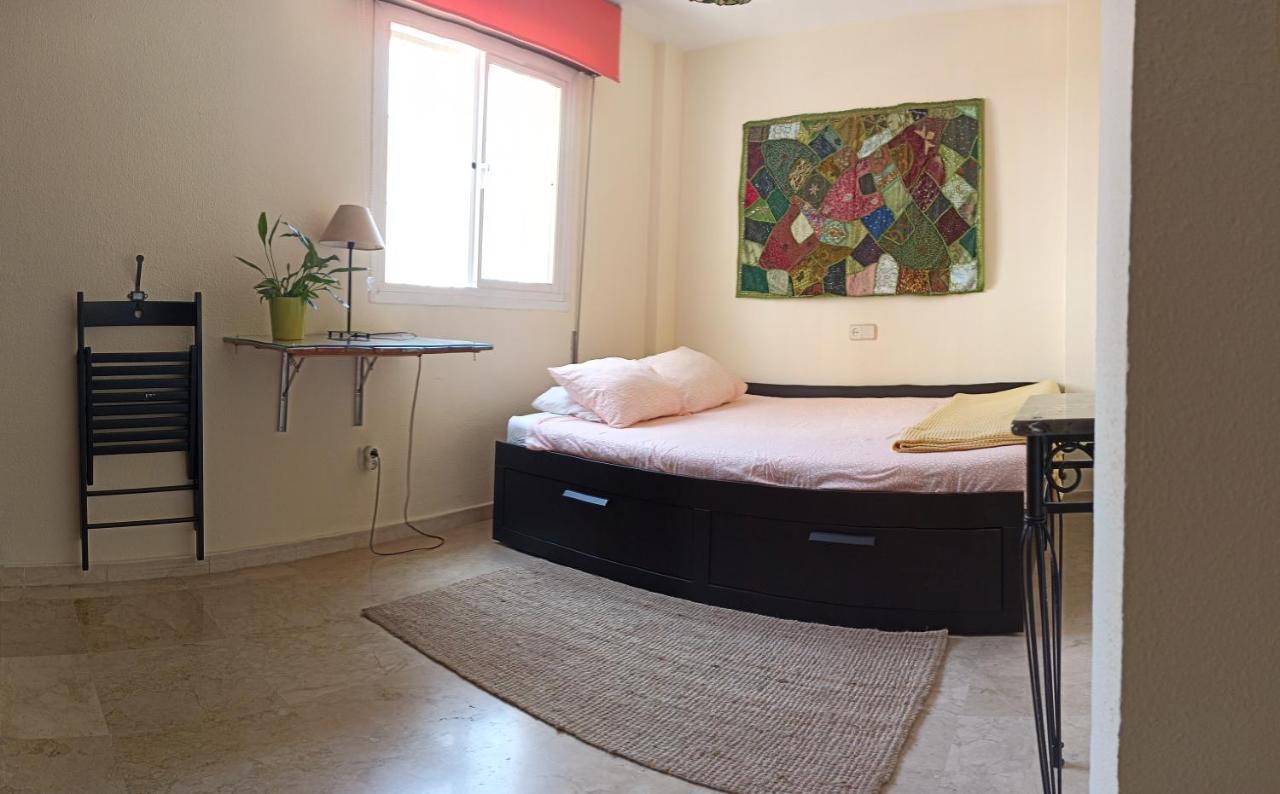 Confortable Habitación Céntrica En Piso Privado Alloggio in famiglia
